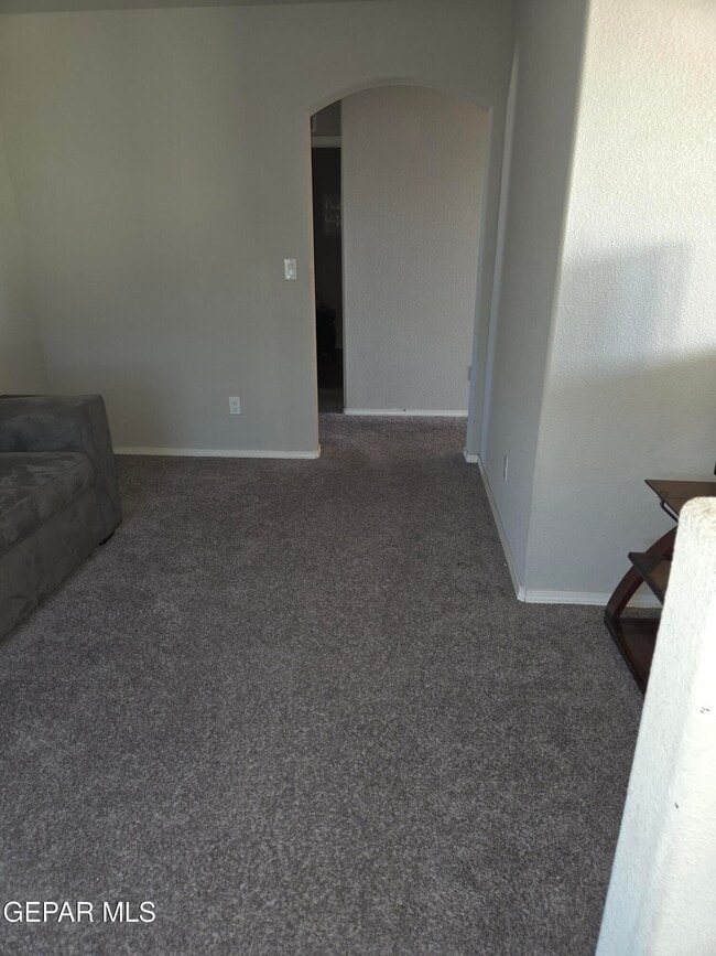 Photo - 1028 Aeronaut Pl