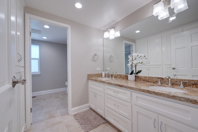 Bathroom - 2308 Caballo Ranchero Dr Unit lower