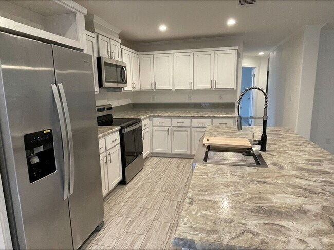 Photo - 4 Harbor Cove Ct