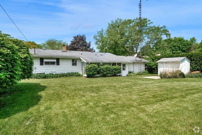 Building Photo - 2717 Sunnydale Ave Rental