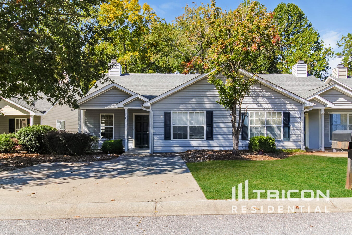 Photo - 538 Providence Crossing