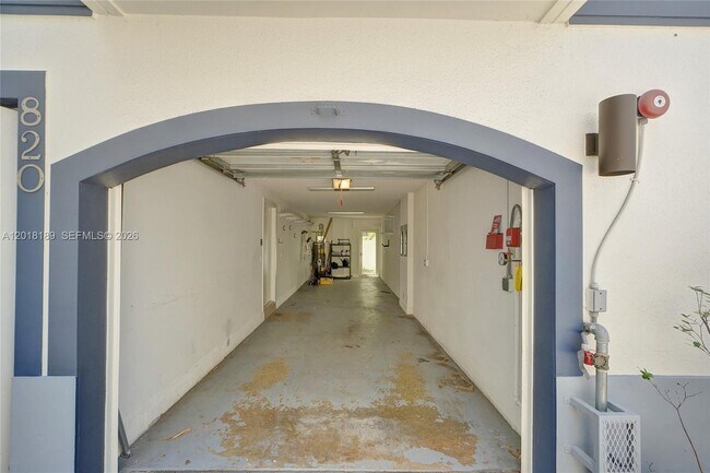 Photo - 820 NE 7th St