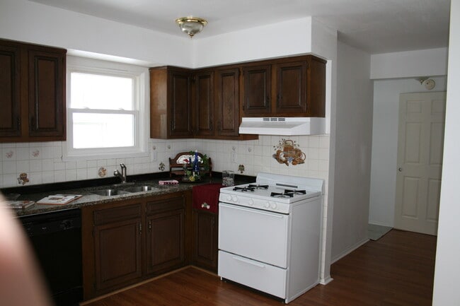 Photo - 11455 W Forest Home Ave