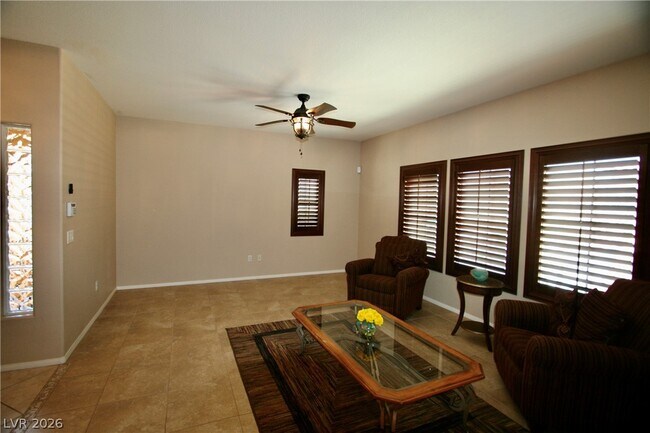820 Canterra St Unit 2052