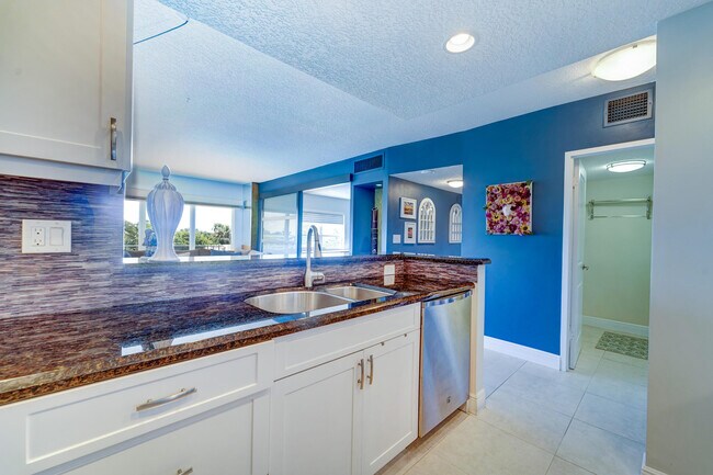 Photo - 2500 E Las Olas Blvd Unit 403