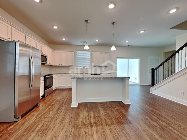 Photo - 207 Parkside Blvd