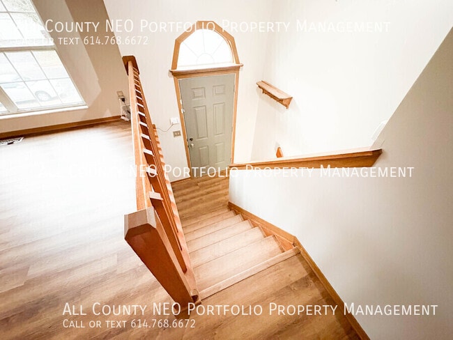 Photo - 522 Warwick Ln