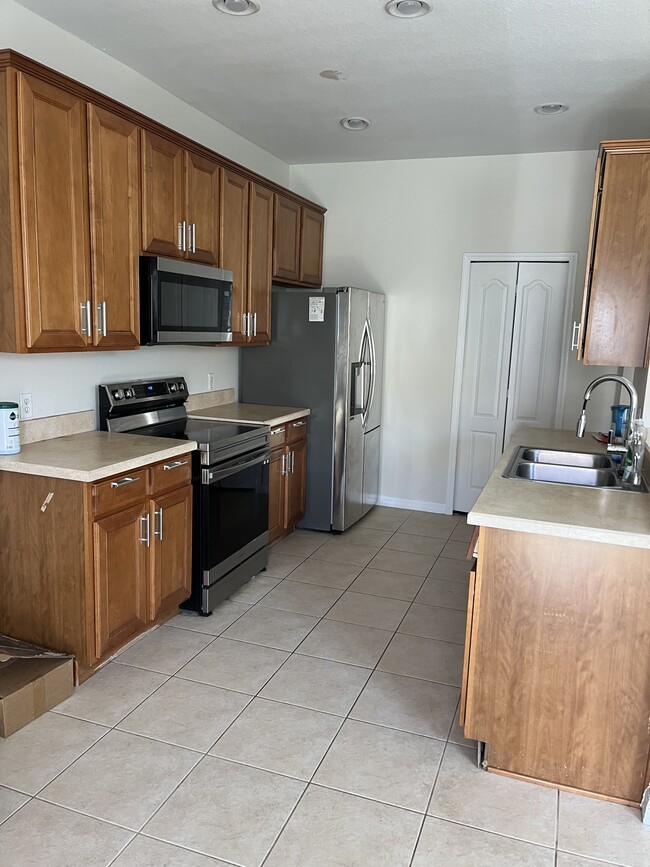 Photo - 2822 Grasmere View Pky