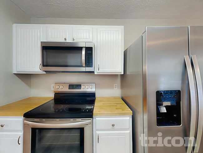 Photo - 1009 Butterfly Cove Way