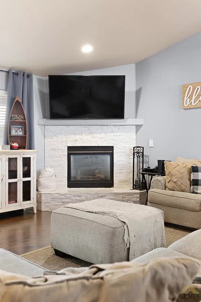 Photo - 427 Woodlands Meadow Ct