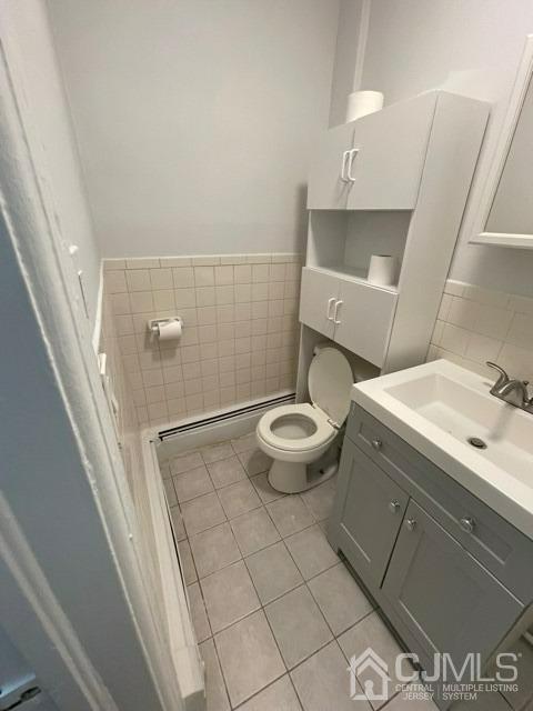 Photo - 499 Amboy Ave