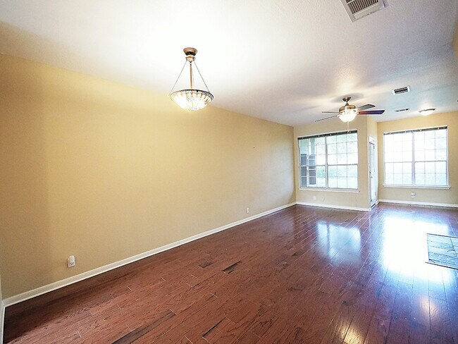 Photo - Two bedroom, 2.5 bath Gated Condo In North Austin