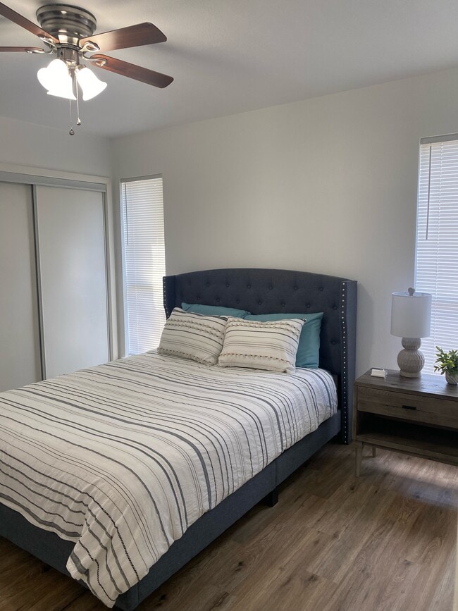 Photo - Two Bedroom in Oaklawn Unit 201