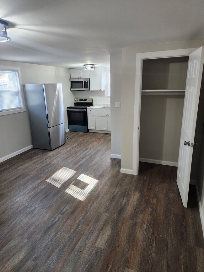 Photo - 82 Seaside Ave Unidad 1