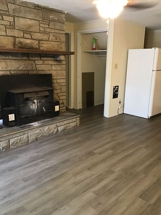 Photo - 160 Evening Shade Dr Unit 160 Evening Shade Lower