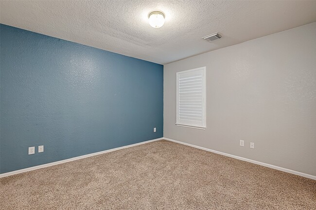 Photo - 1419 Kyle Hill Ln