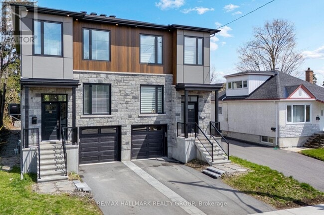 Photo - 163 Longpré St