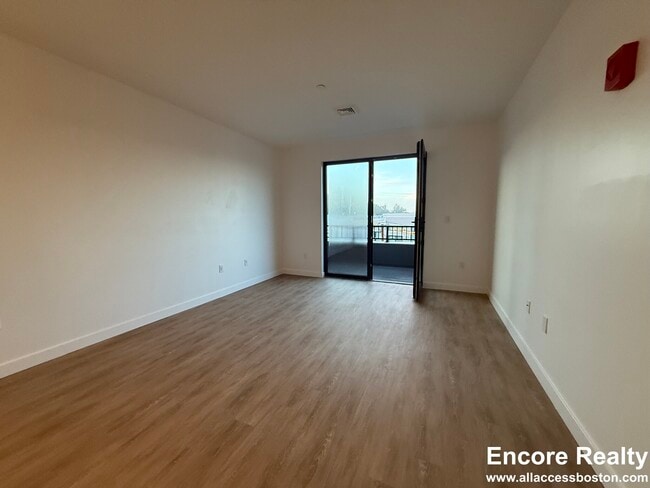 Photo - 199 Gardner St Unit 417