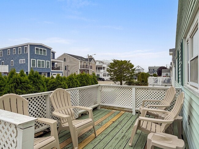 23 Plymouth St
