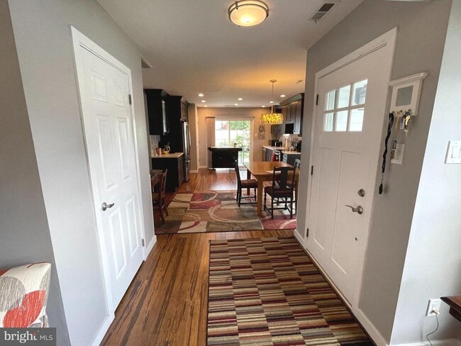 Building Photo - 272 Wood Stream Ct