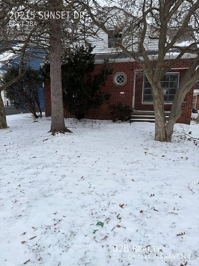 Photo - 20215 Sunset Dr