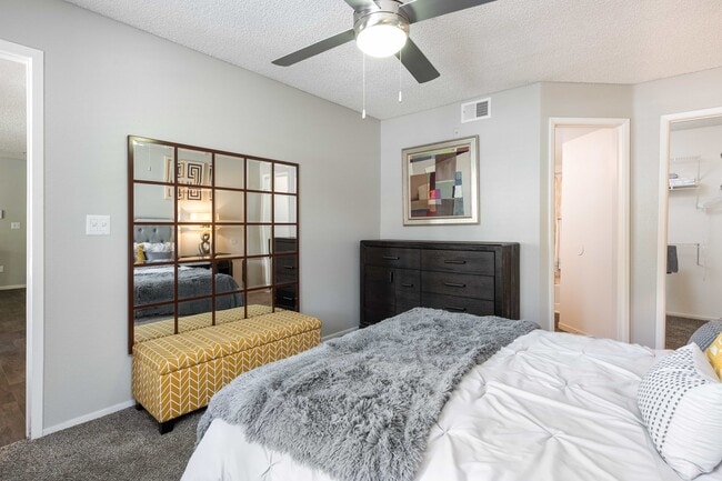 Boulevard at 4201 Apartments