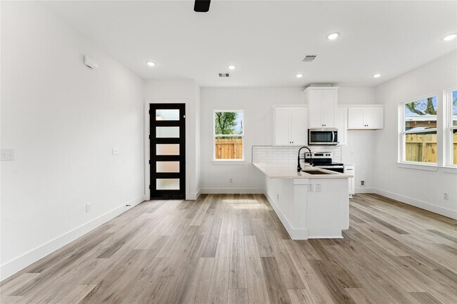 Photo - 8506 Wileyvale Rd