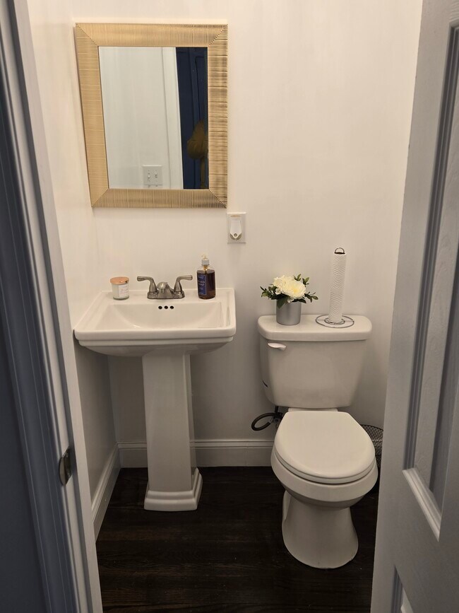 Photo - 1511 Woodbourne Ave