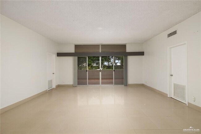 Photo - 2200 S 10th St Unit 107