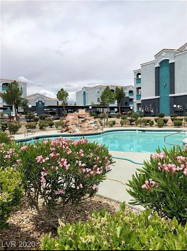 Photo - 6955 N Durango Dr Unit 1081