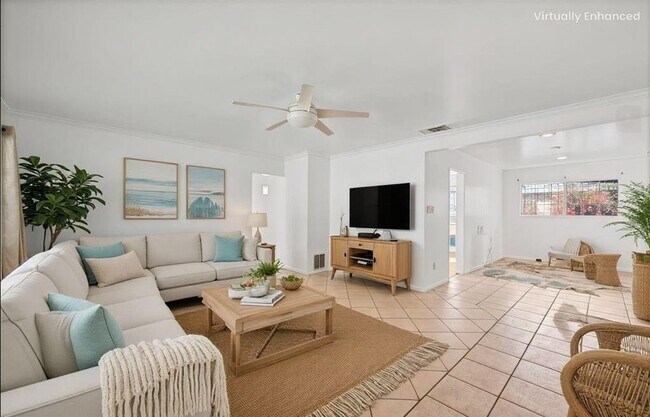 3813 Birch St Unit 3813