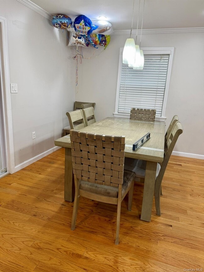 Photo - 164-31 Underhill Ave