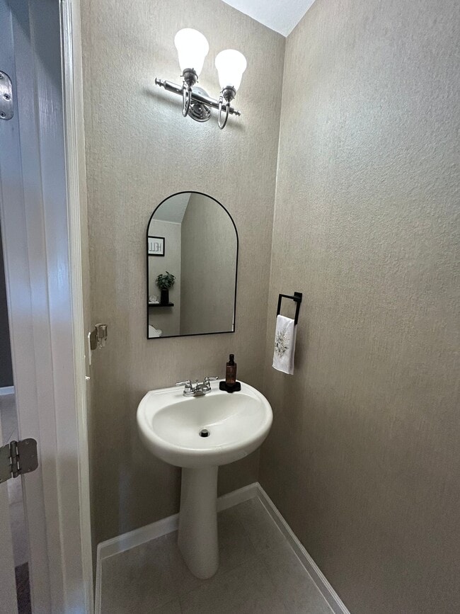 Photo - 8752 Sportsman Lp