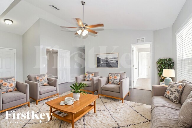 Photo - 12025 Larson Ln