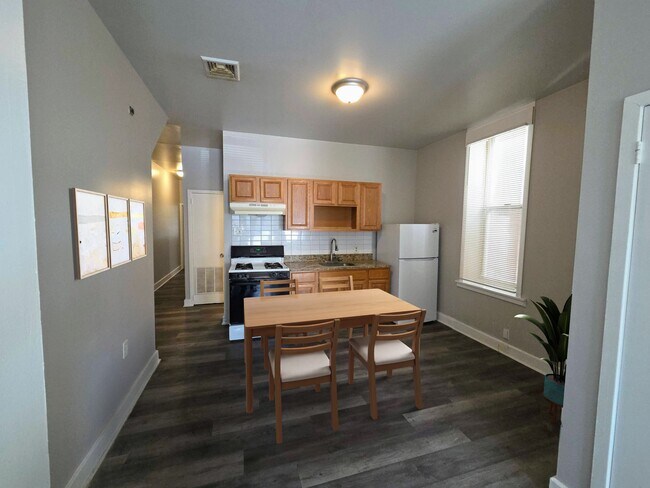 Photo - 1309 W Allegheny Ave Unit 1