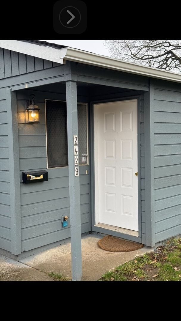 Photo - 2429 NE Saratoga St