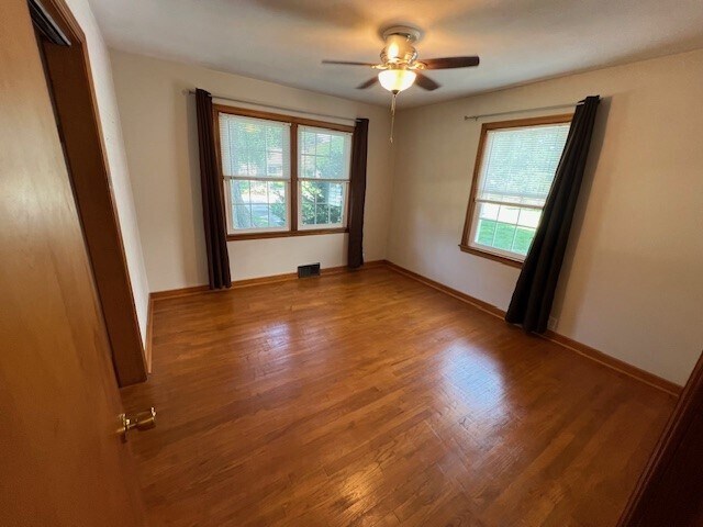 Photo - 2524 S Walnut St