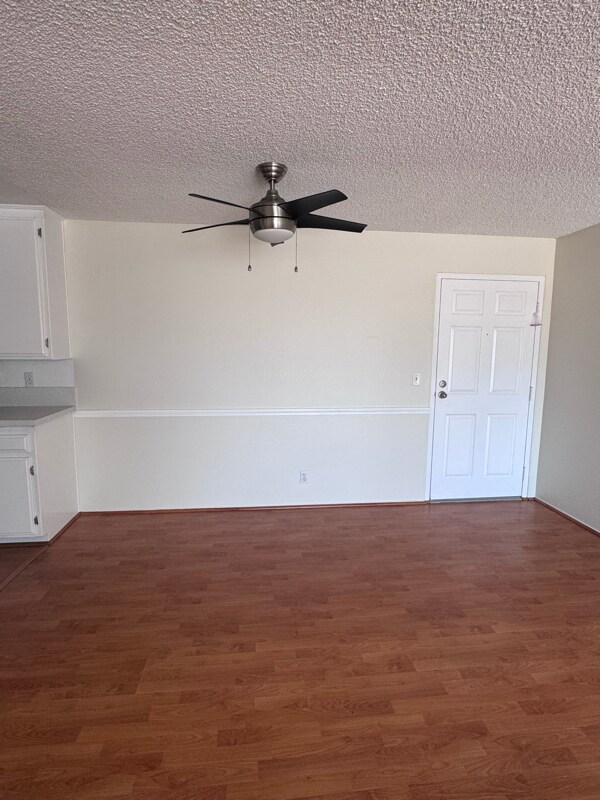 Photo - 215 N Belmont St Unidad #210