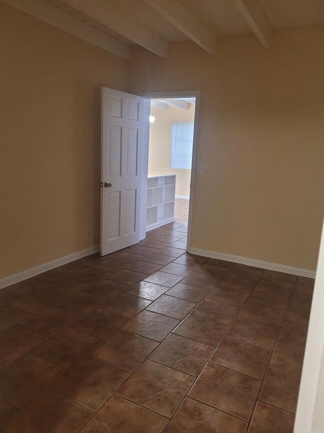 Photo - Atlantic 1016 Unidad 1/2