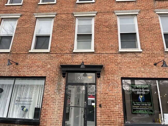 Building Photo - 285 Washington Ave Unit 2R Rental