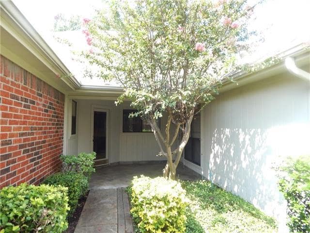 4208 Meadowdale Dr