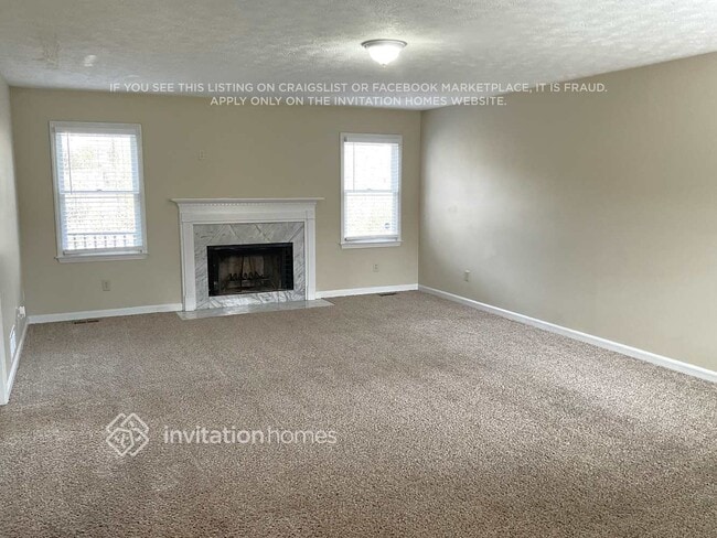 Photo - 3915 Summit Chase