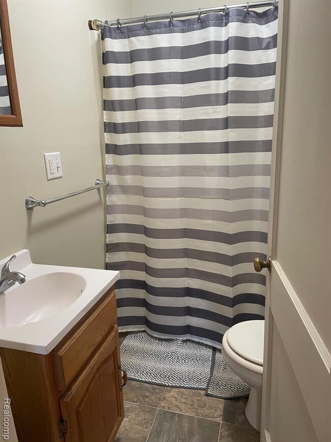 Photo - 8536 Perry Rd Unit 2