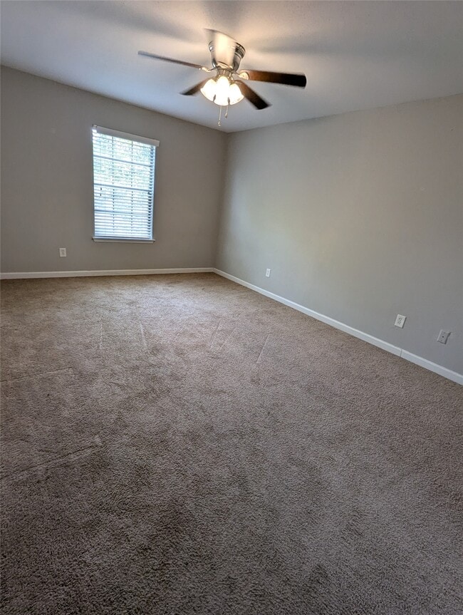 Photo - 7661 Fallbrook Dr Unit 7661