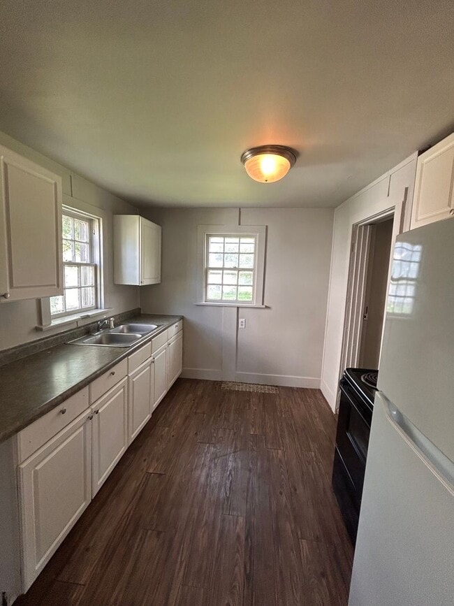 Photo - 1419 Baxter St