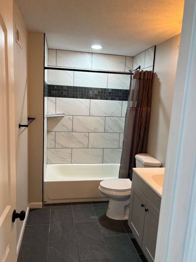 Photo - 1838 S St Clair Ave