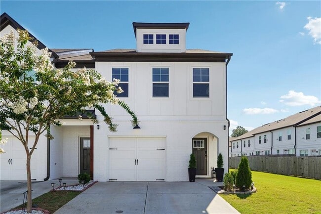 Photo - 162 Auburn Run Ln