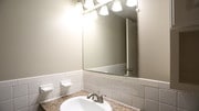 Bathroom - 1BR, 1BA - 722 SF - 1S