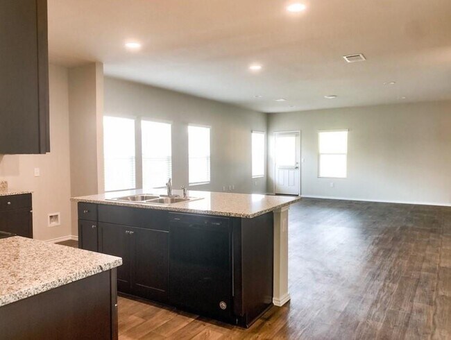 Photo - 12729 Brahmin Dr