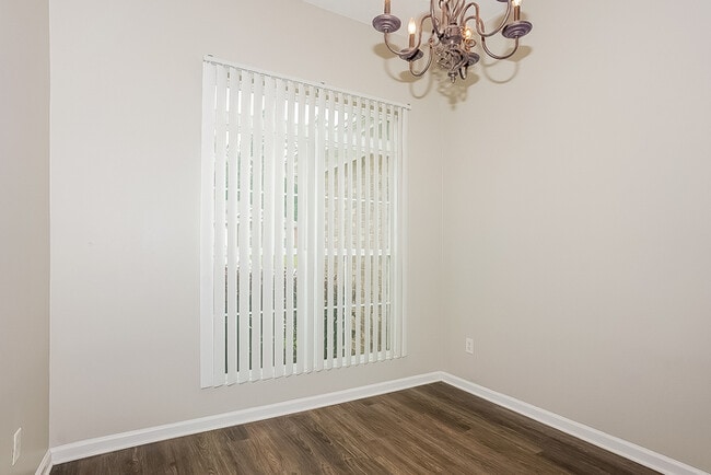 Photo - 557 Stirling Bridge Rd